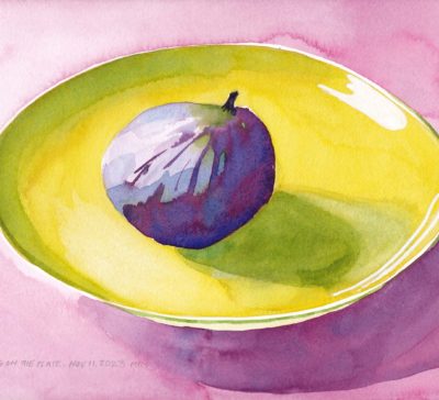 Small original watercolour painting of a fresh purple fig resting on a bright green dessert plate again a soft pink background.